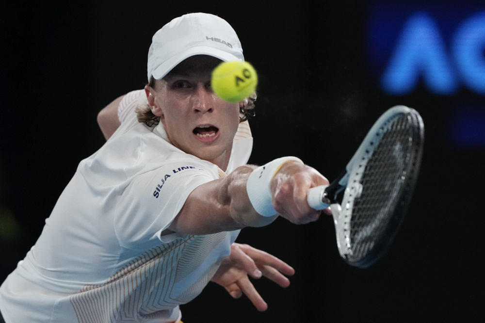 关于澳大利亚网球队鏖战欧洲网球队，梅德韦杰夫高光表现的信息