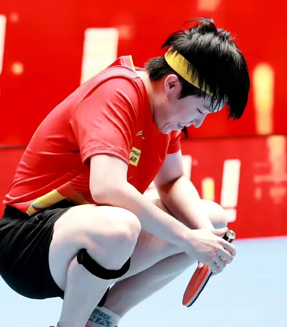 泰国羽毛球队完胜法国羽毛球队，马琳统治全场