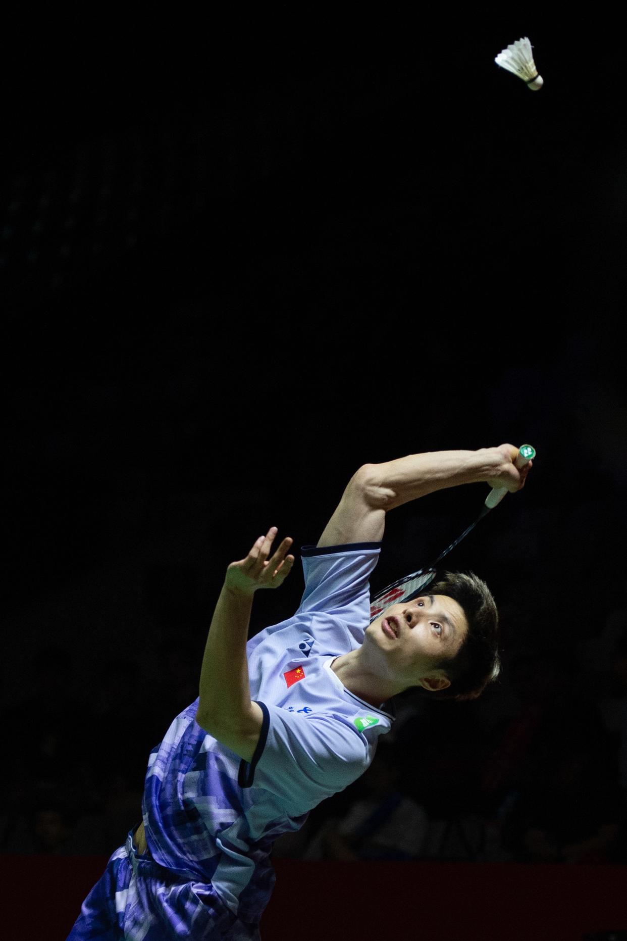 羽毛球选手刷新世界纪录，震撼全场