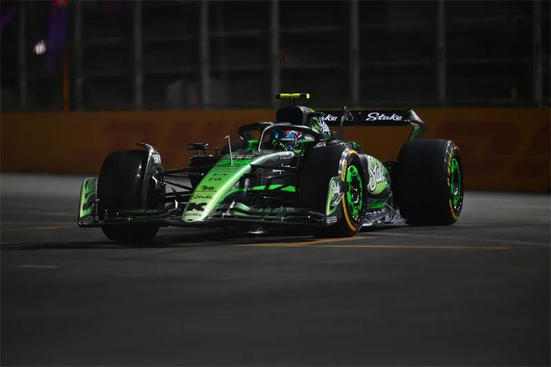 红牛二队轻取阿斯顿马丁，周冠宇高光表现