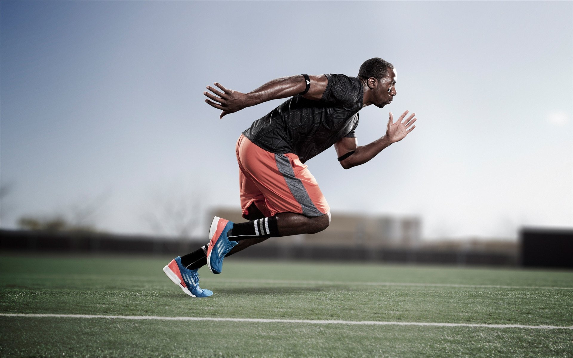 逆转之夜与灼热之路,团队奇迹与个人涅槃的交响