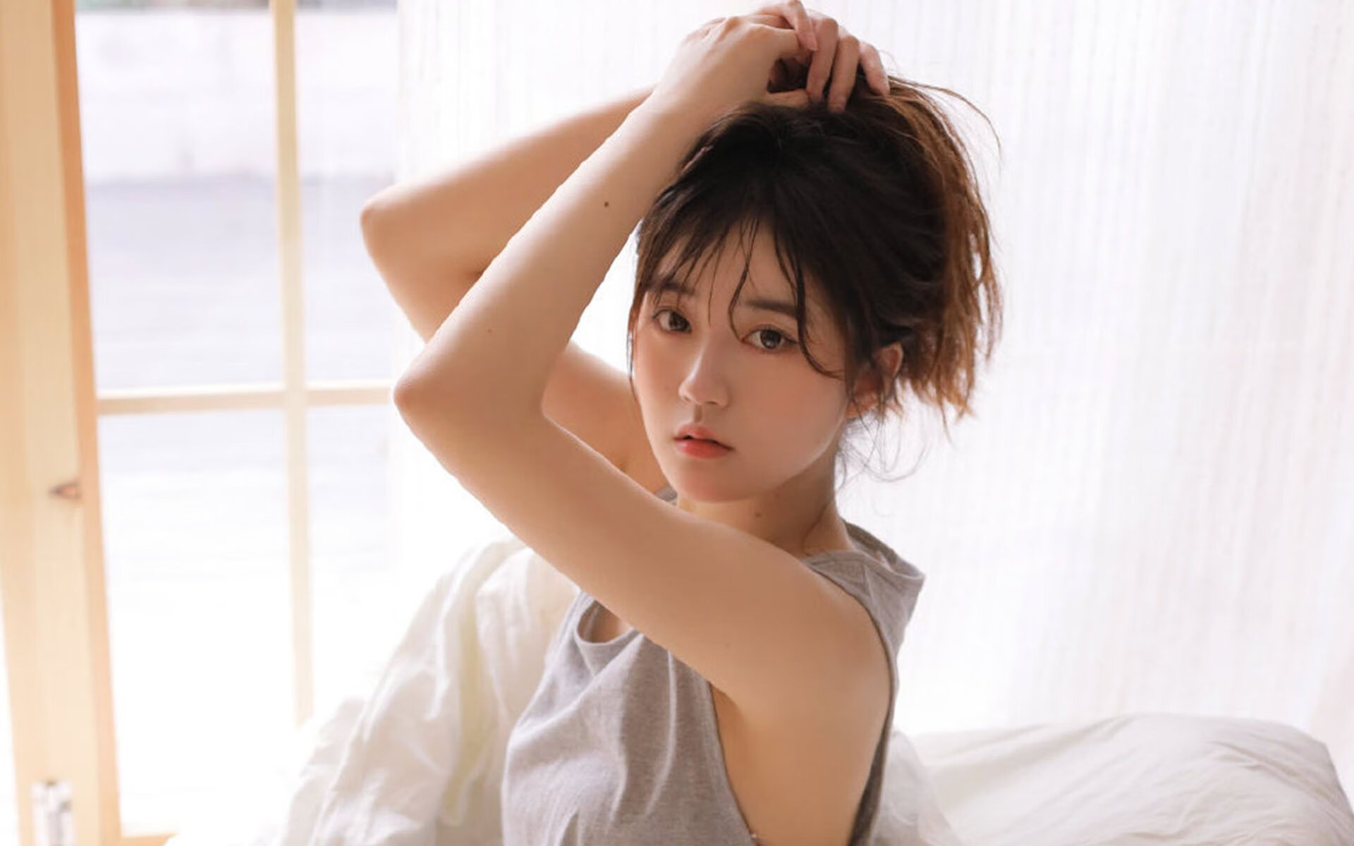 平行宇宙球衣，当曼联橙衣制霸荷兰，孙兴慜在伯纳乌写下亚洲神话